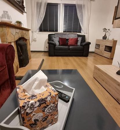 Roofers Rest Villa Magherafelt Bagian luar foto